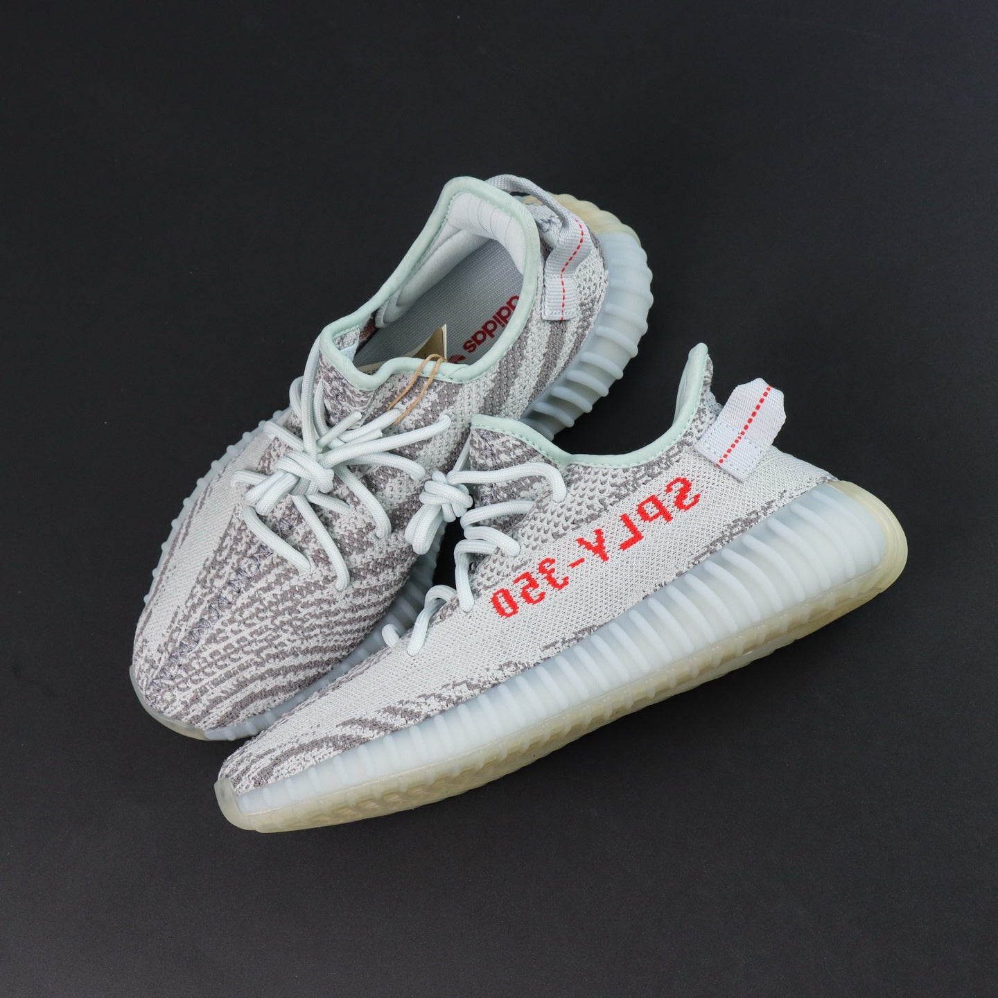 Ultra Boost Blue Ice – Čist stil sa ledenim detaljem