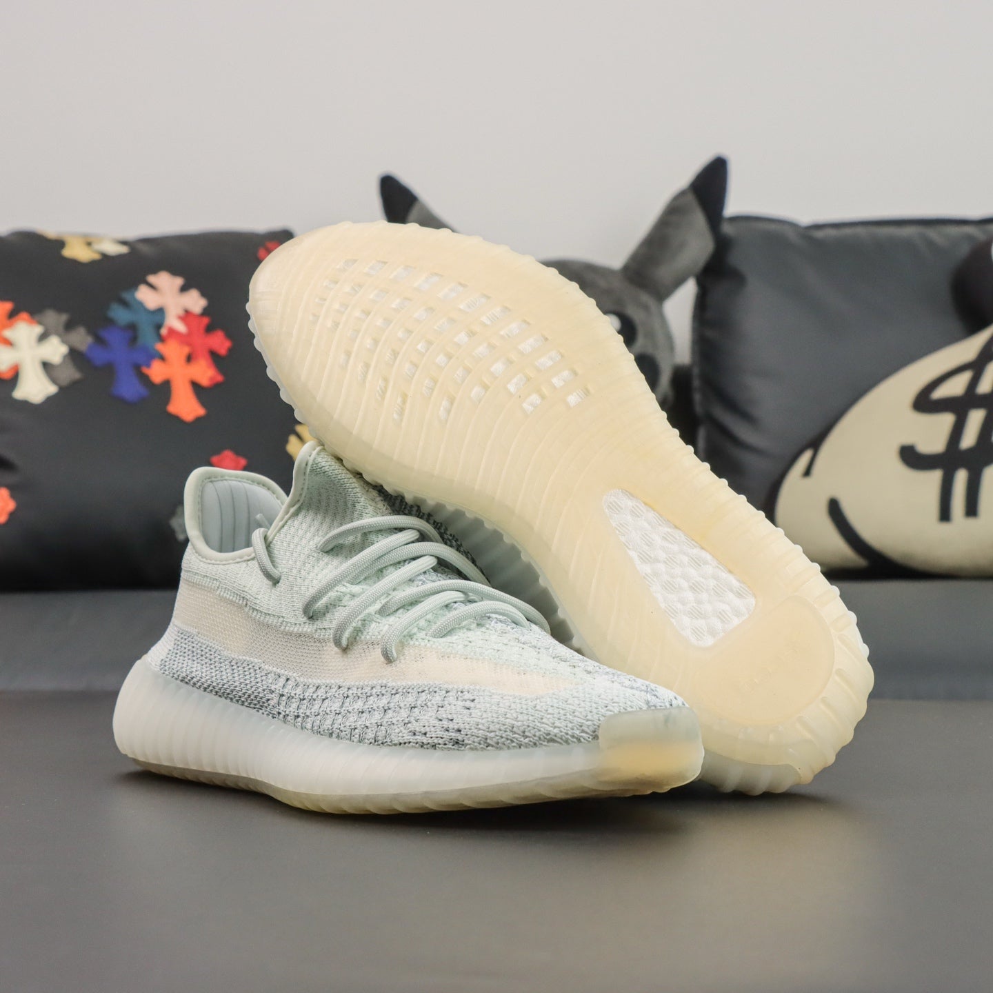 Ultra Cloud White – Čist stil. Čista energija.