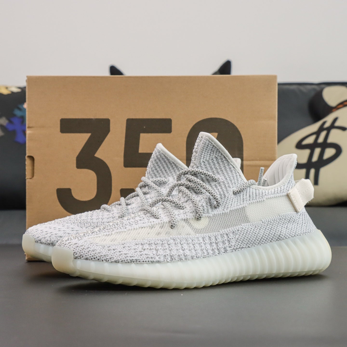 Ultra Static Glow – Klasičan stil. Noćni sjaj.