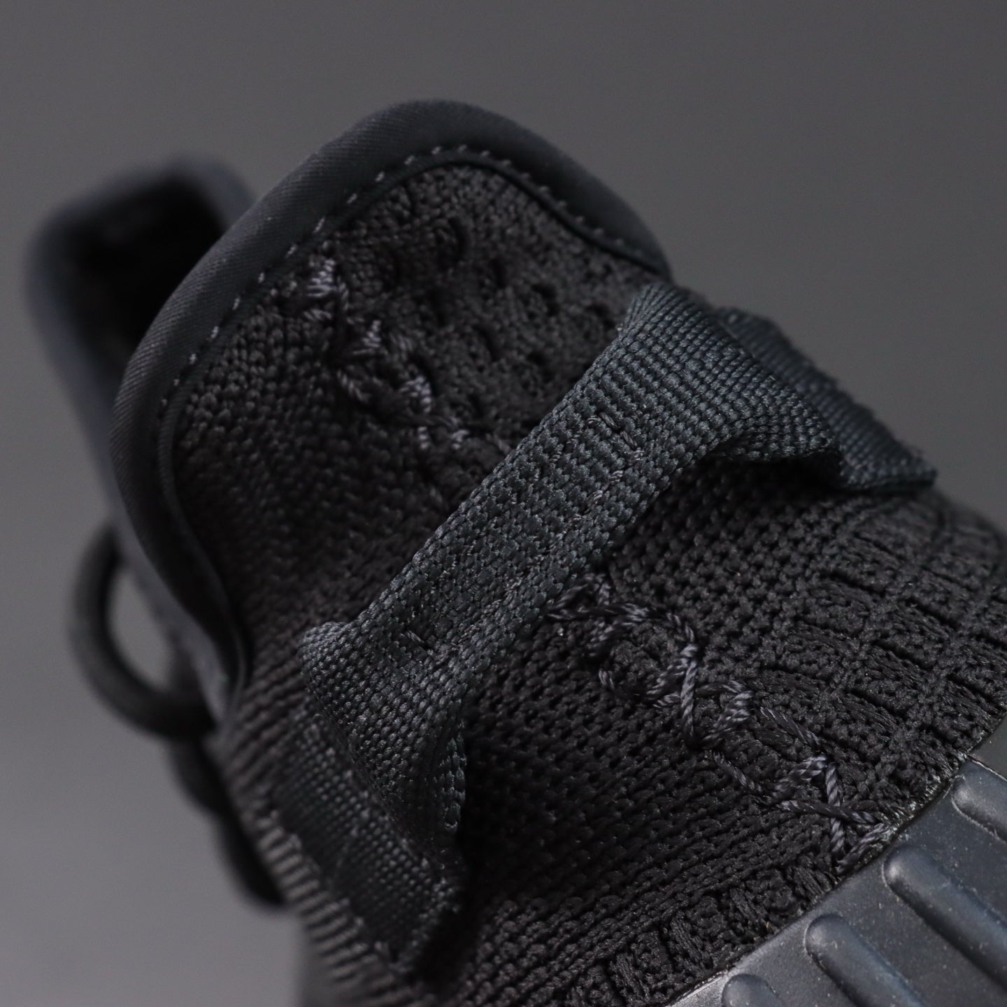 Ultra Onyx – Tvoje najcrnje patike. I najjače.