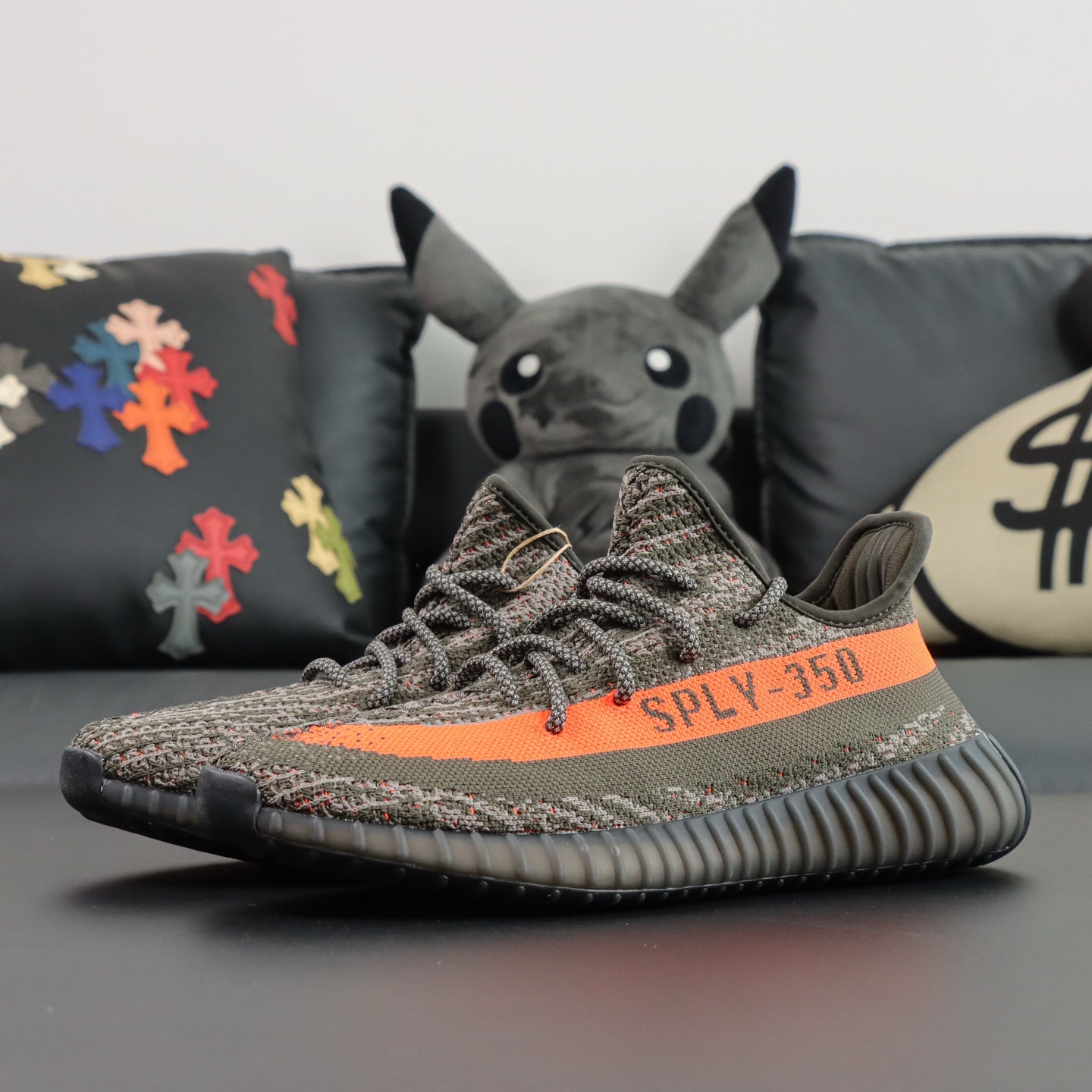 Yeezy Carbon Belluga