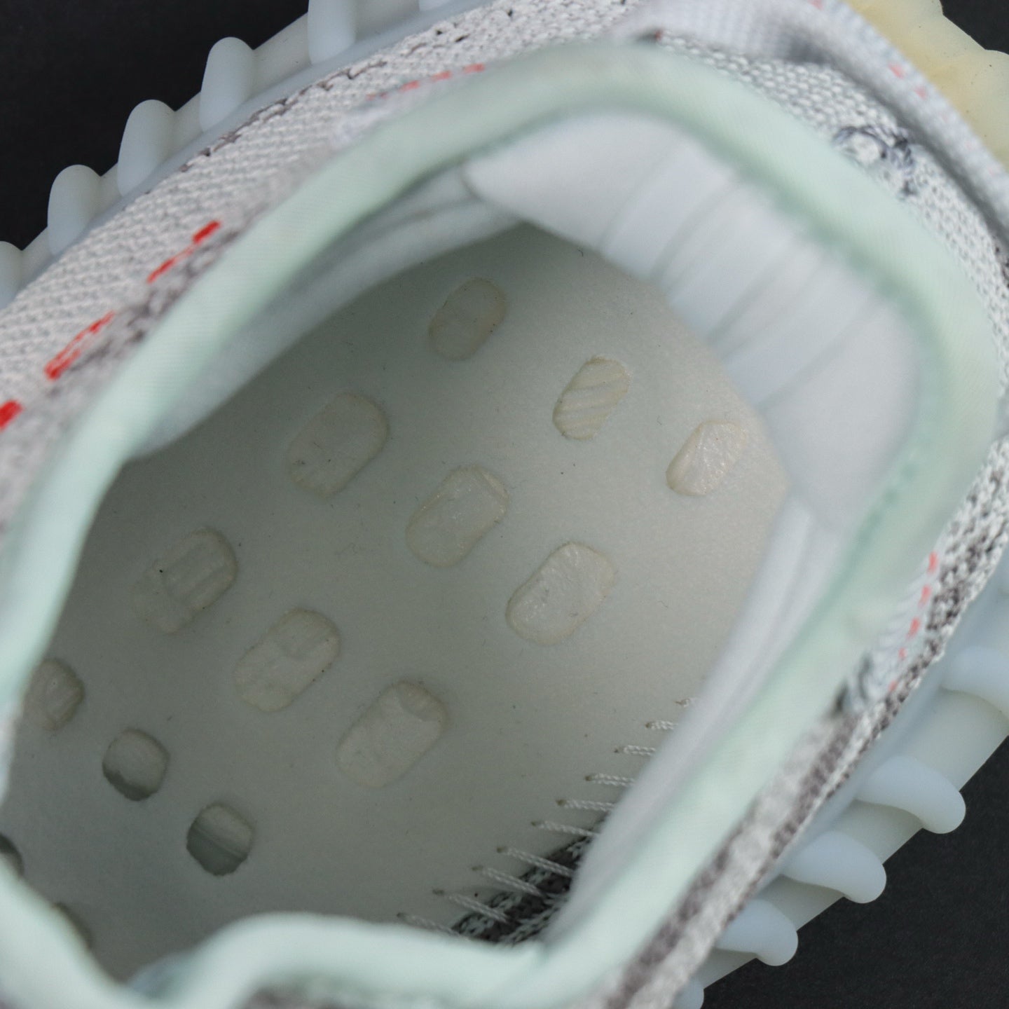 Ultra Boost Blue Ice – Čist stil sa ledenim detaljem