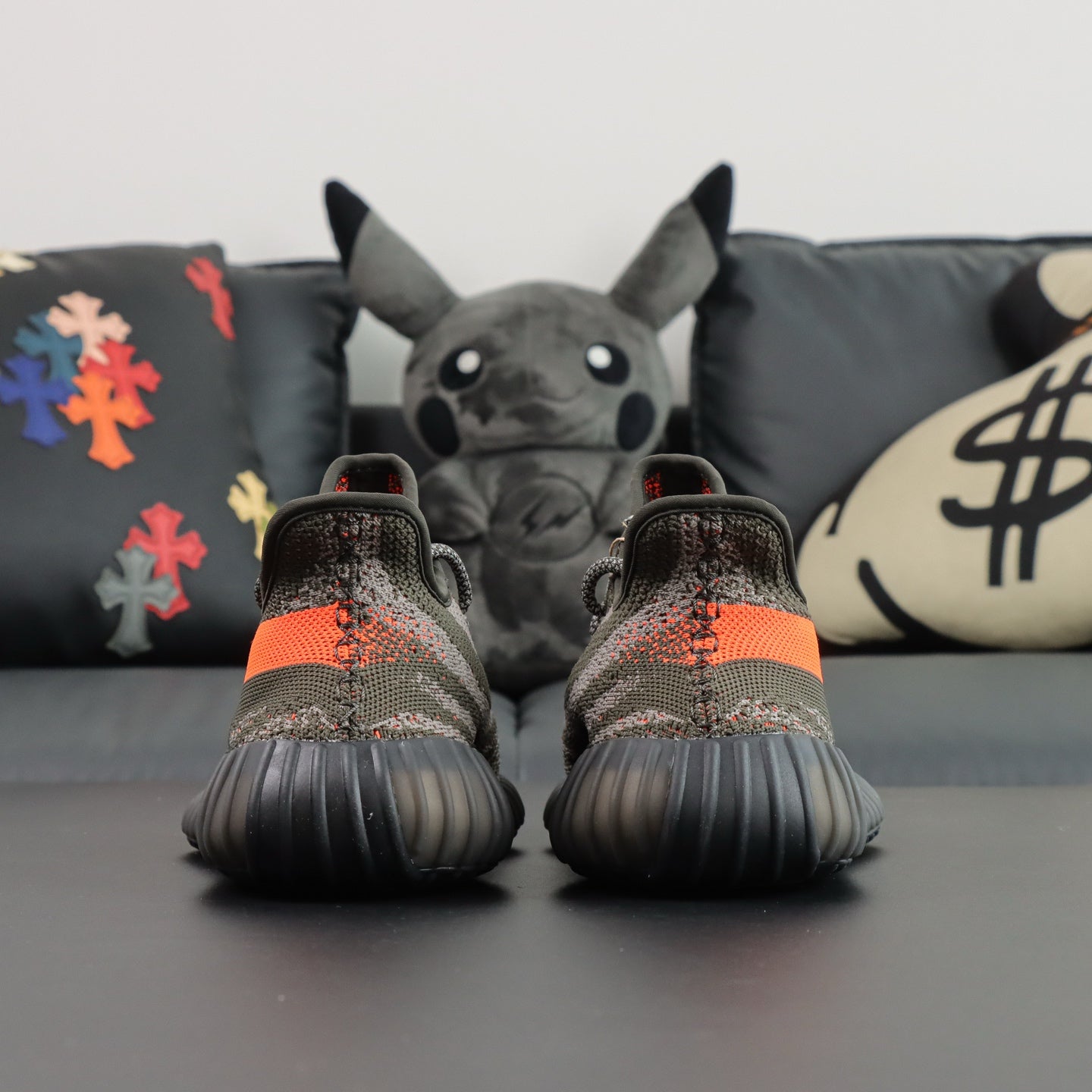 Yeezy Carbon Belluga