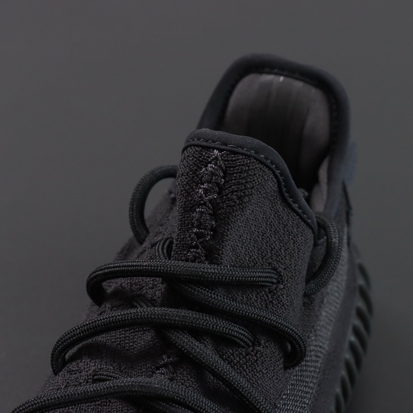 Ultra Onyx – Tvoje najcrnje patike. I najjače.