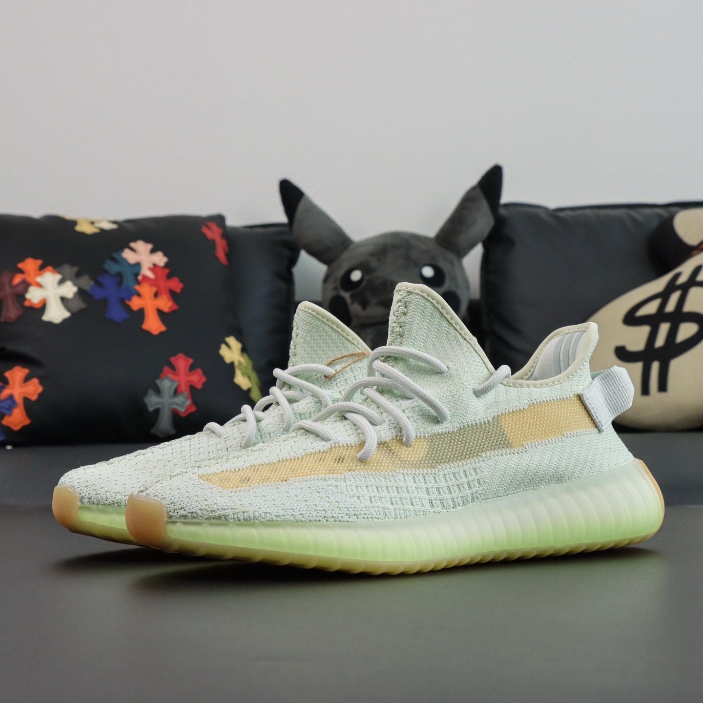 Ultra Hyperspace – Svetlo budućnosti na tvojim nogama