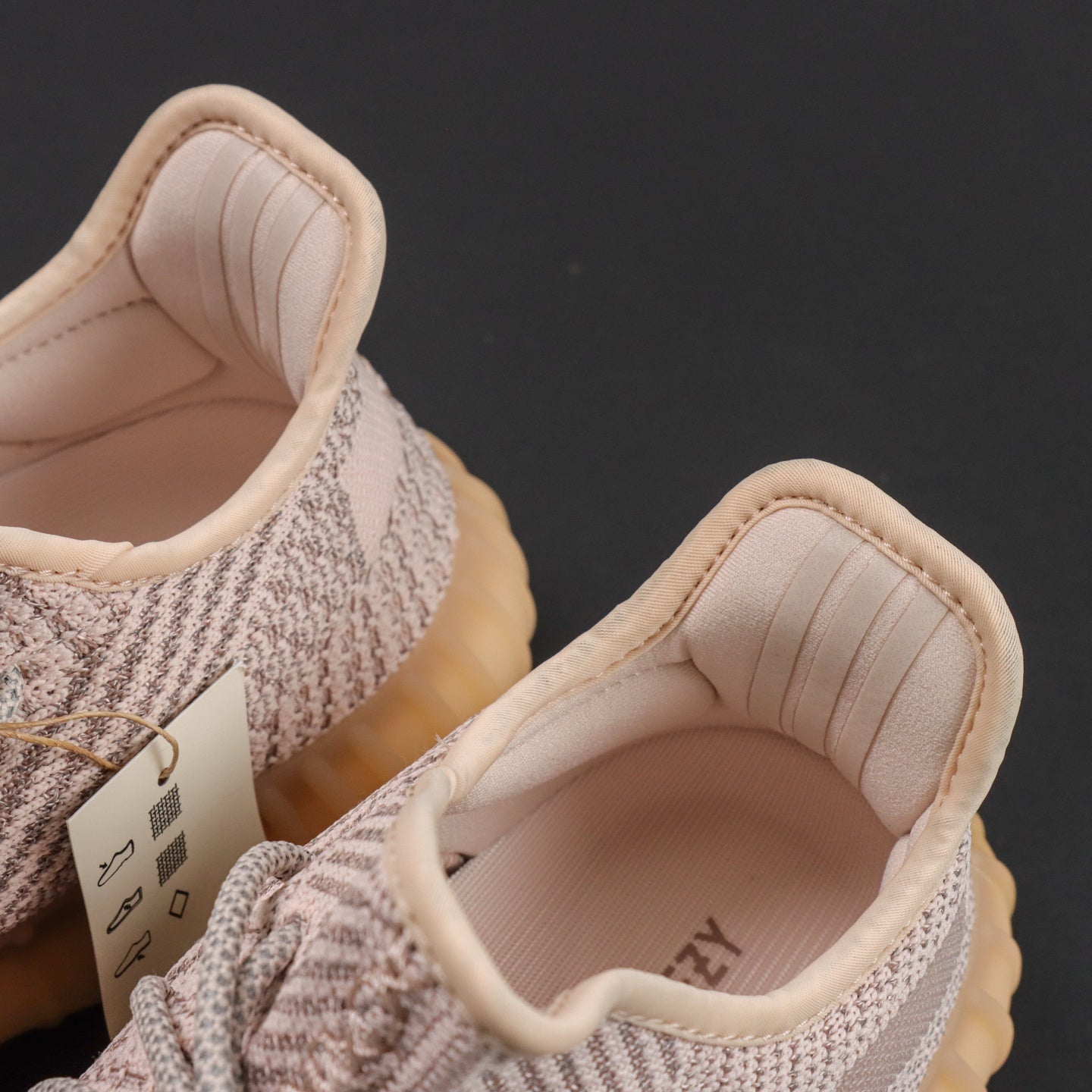 Ultra Synth – Bež futurizam u najčistijoj formi