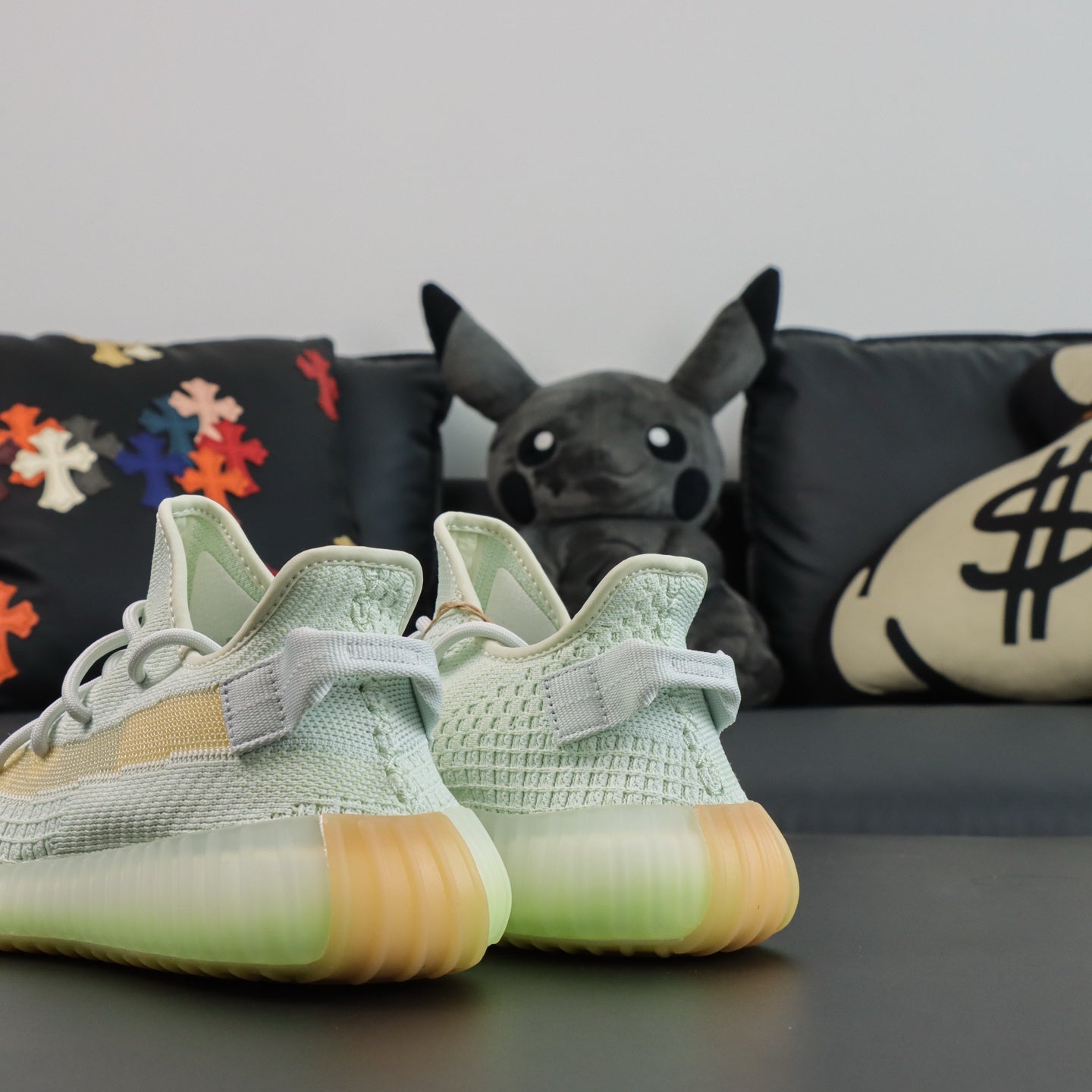 Ultra Hyperspace – Svetlo budućnosti na tvojim nogama