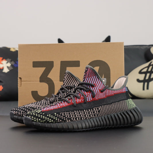 Ultra Yecheil Glow – Haos u bojama. Refleksija u mraku.