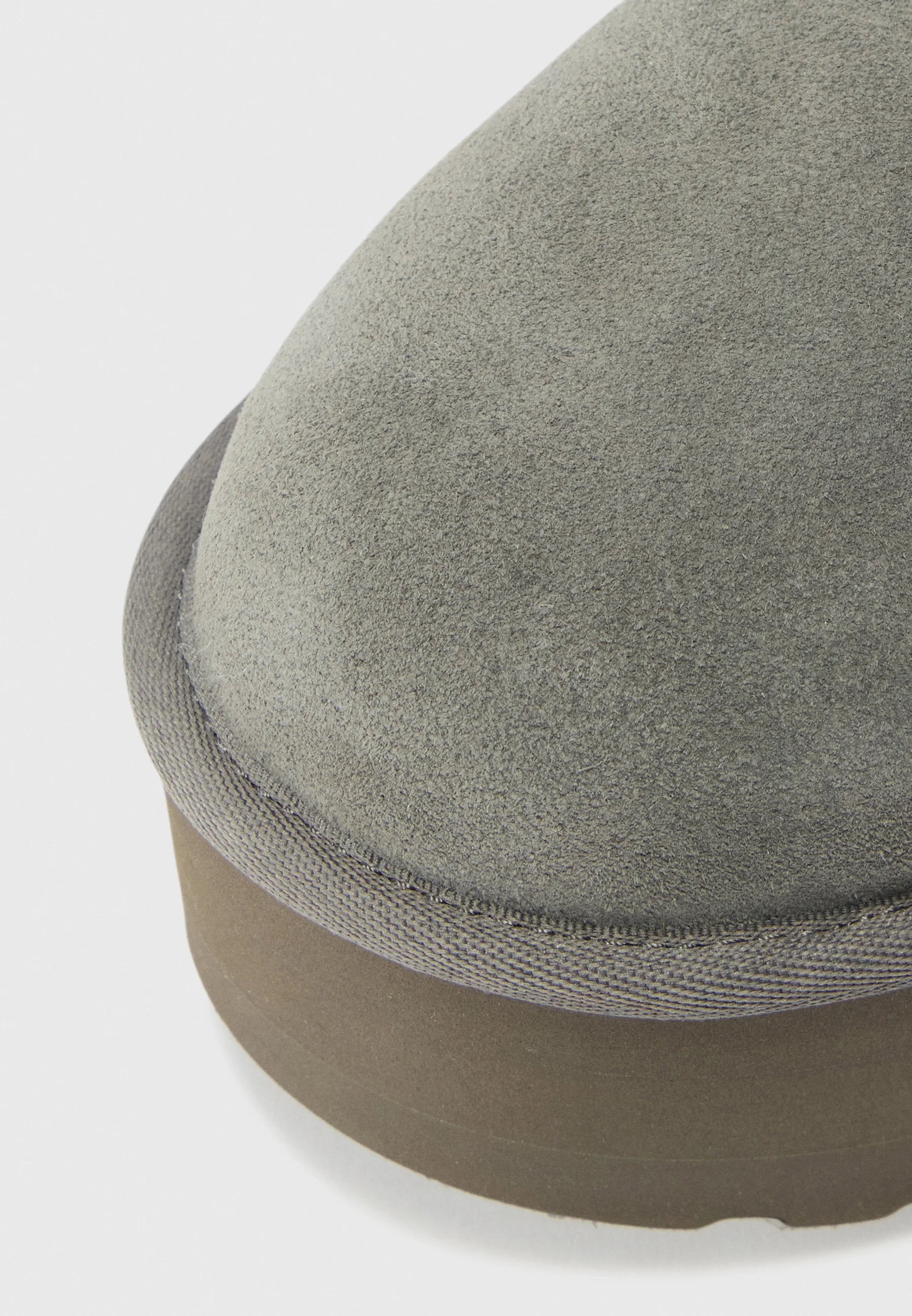 UGG Classic Ultra Mini Platform Grey