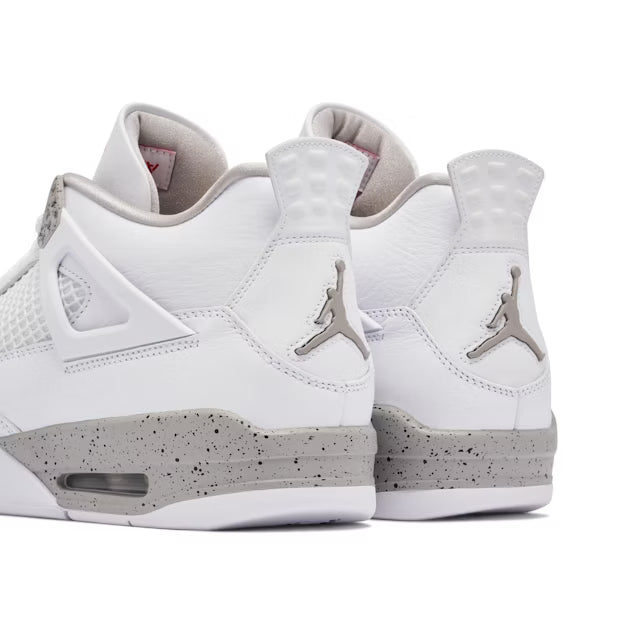 Air Jordan 4 - White Oreo