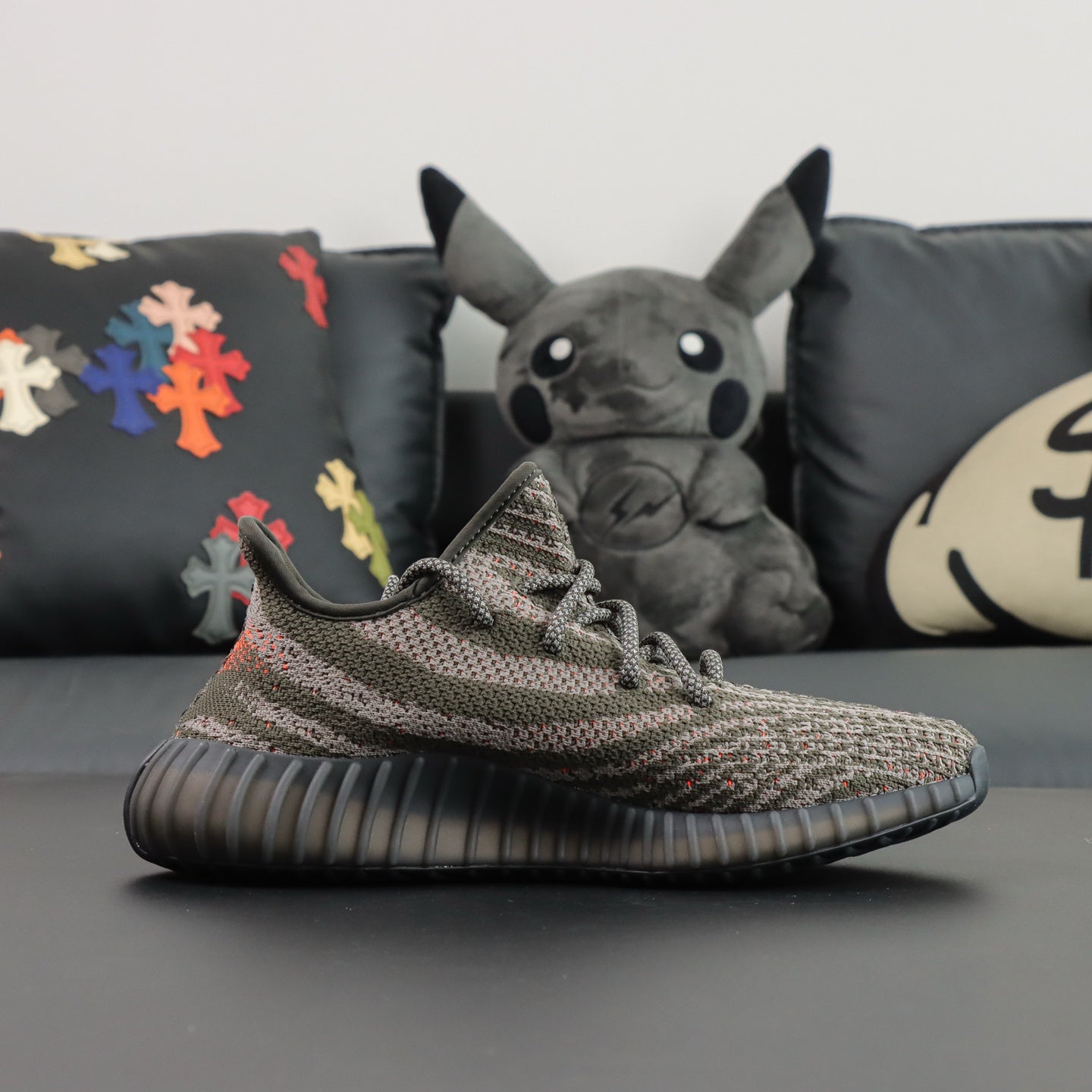Yeezy Carbon Belluga