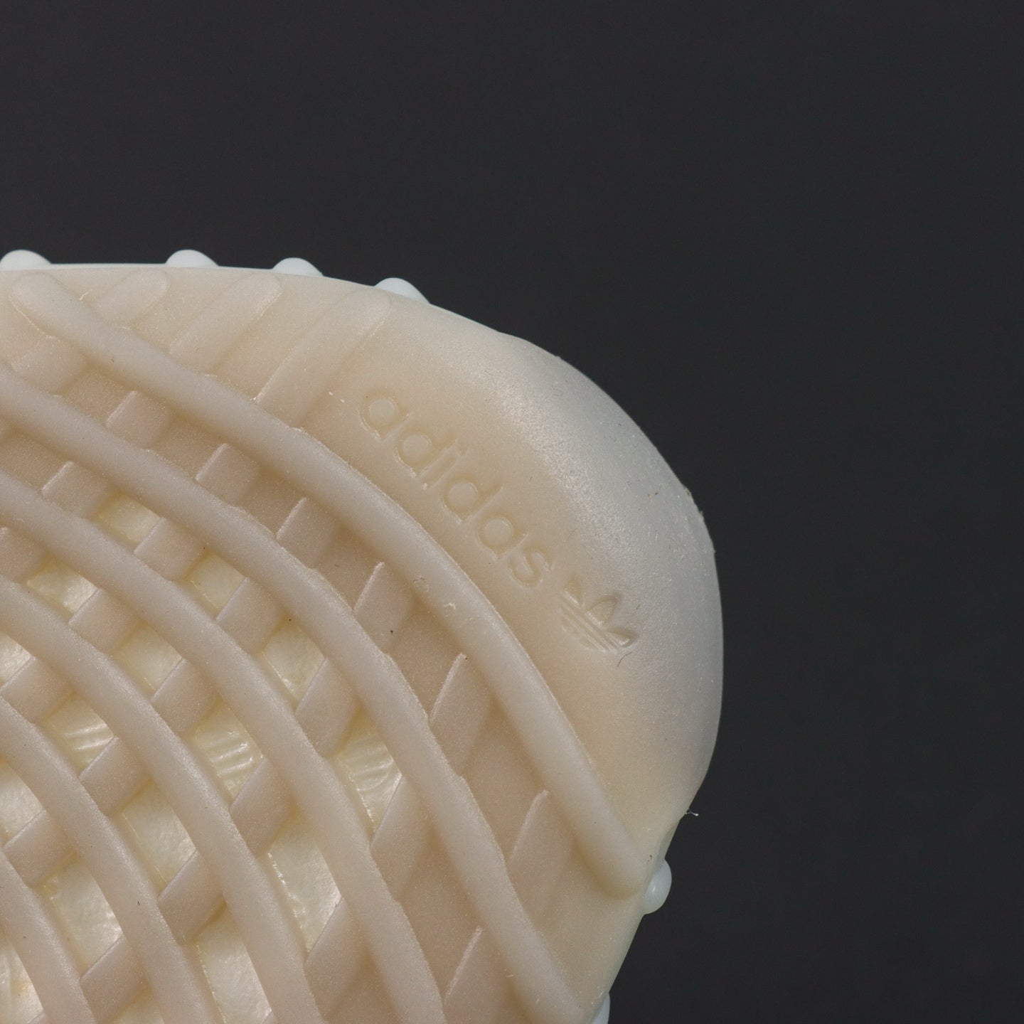 Ultra Tail Light – Minimalizam sa signalom