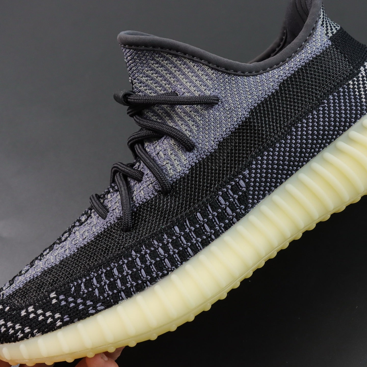 Ultra Shadow Asriel – Futuristički stil u crnoj silueti