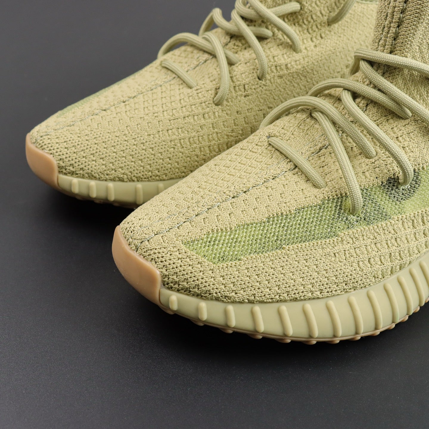 Ultra Sulfur Glow – Boja koja nosi energiju