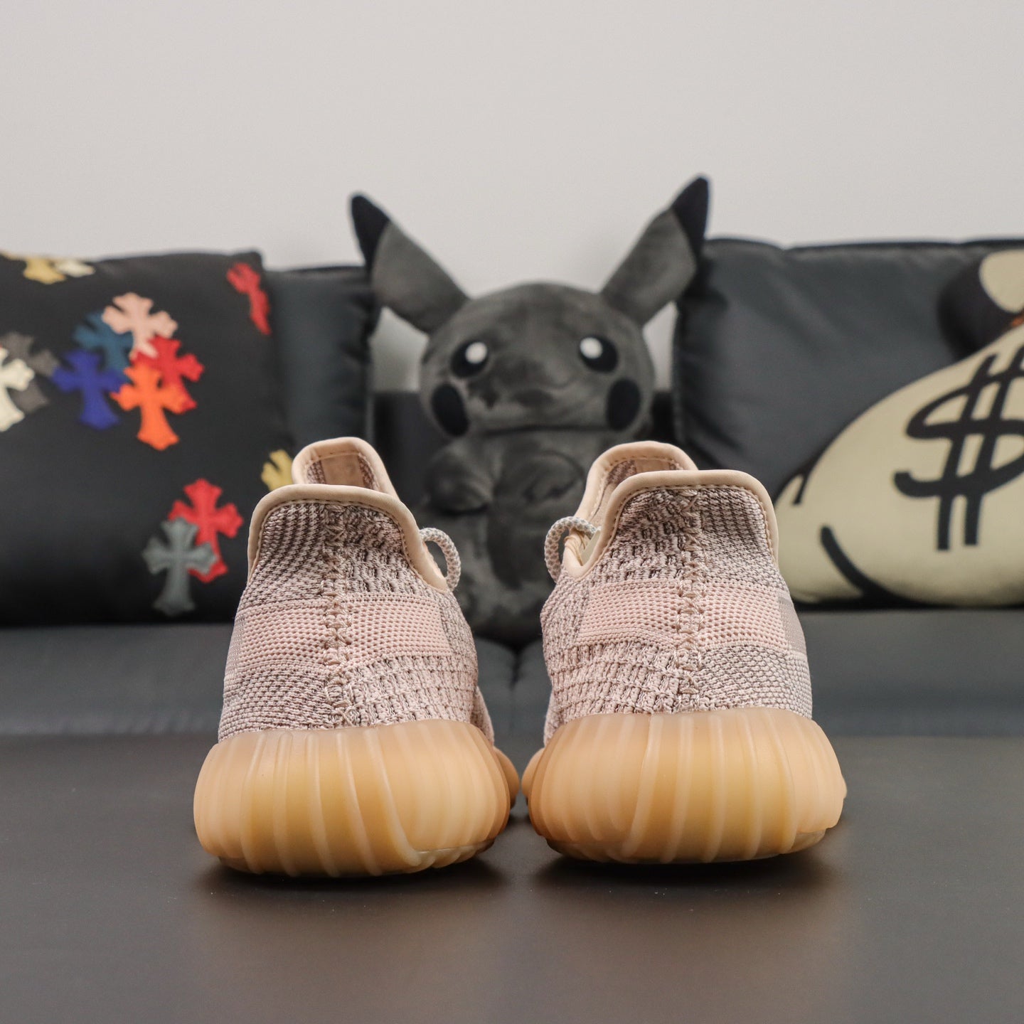 Ultra Synth – Bež futurizam u najčistijoj formi